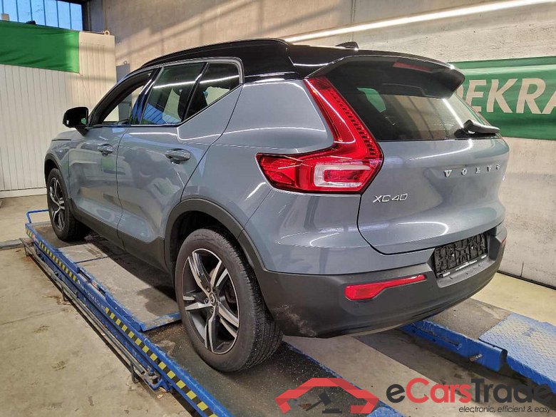 Volvo XC40 (2017->) DE - SUV5 B4 2WD EU6d, R-Design (EURO 6d), 2020 - 2022 #4