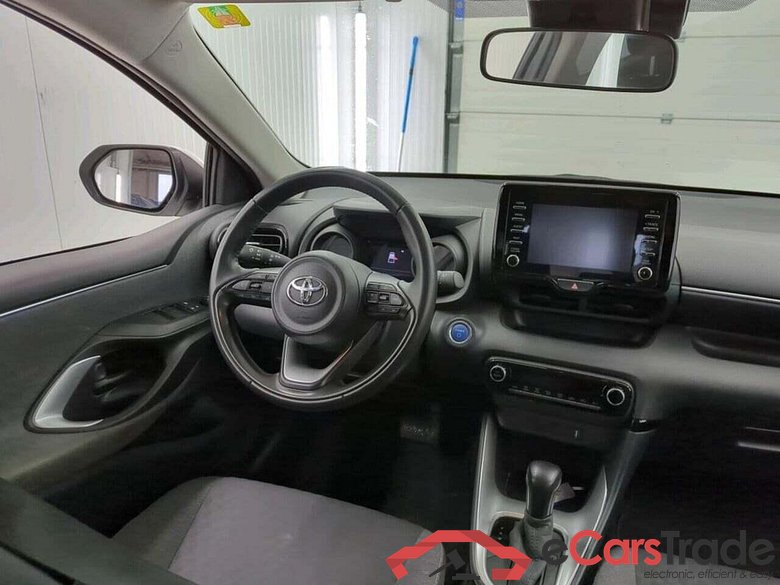 TOYOTA Yaris 1.5 Hyb. Dynamic #3
