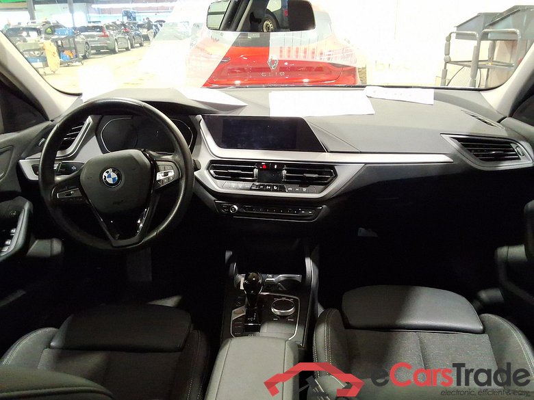 BMW 1 SERIES HATCH 1.5 116DA (85KW) #6