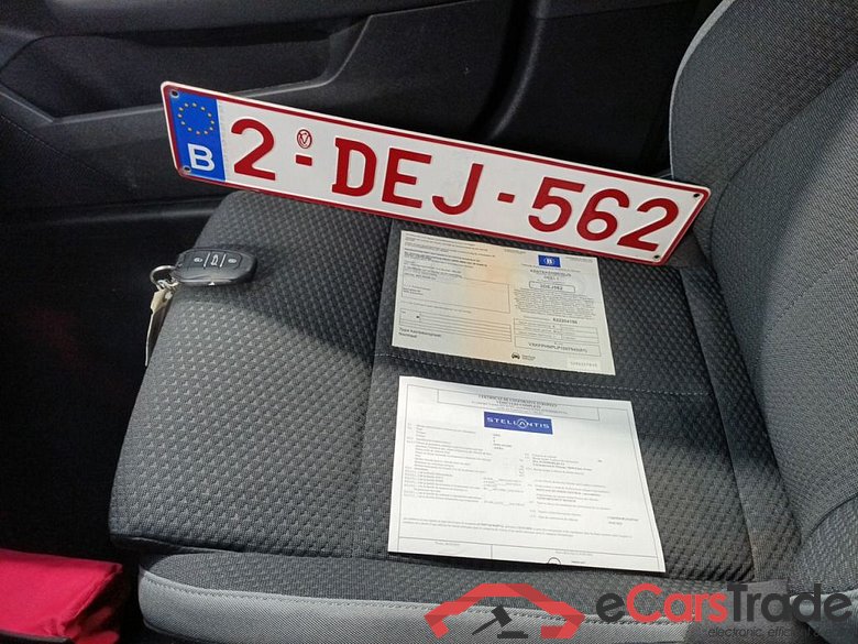 Opel Astra 1.2 Turbo 81kW S/S Edition 5d #4