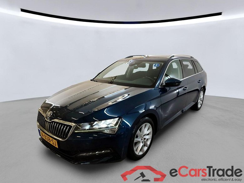 SKODA Superb Combi 110 kW #1