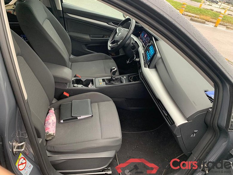 VOLKSWAGEN Golf VIII Golf 1.0 TSI 66 kW (90 ch) 5 vitesses manuel #5