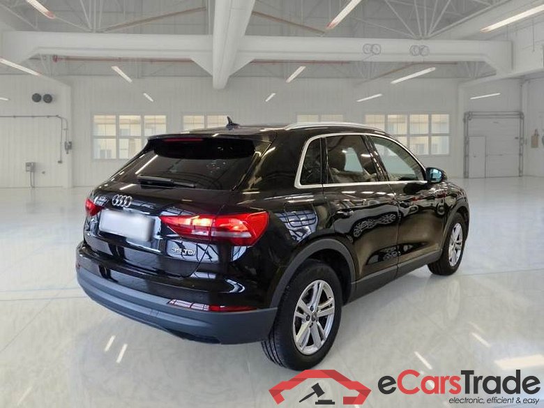 AUDI Q3 / 2018 / 5P / SUV 35 TDI S TRONIC BUSINESS #2