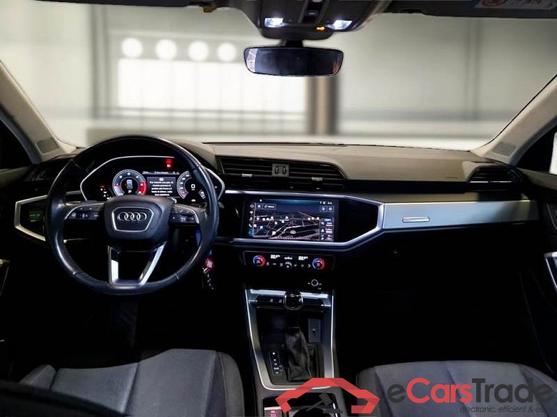 AUDI Q3 / 2018 / 5P / SUV 35 TDI S TRONIC BUSINESS #3