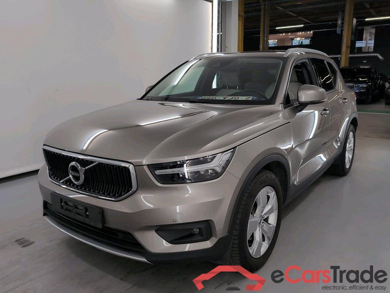 VOLVO XC40 1.5 T2 MOMENTUM PRO #1