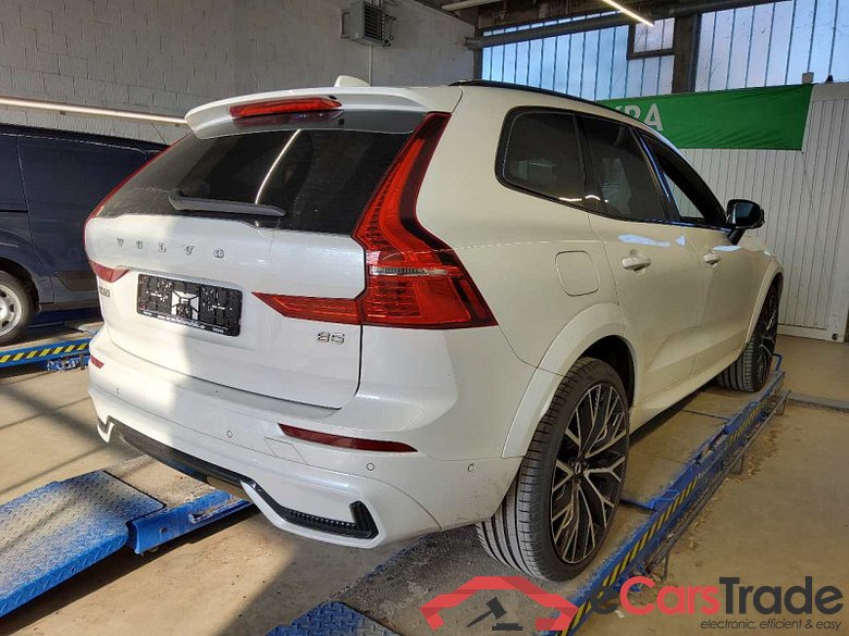 Volvo XC60 (03.2017->) DE - SUV5 B5 (Benzin) 2WD EU6d, R-Design Mild-Hybrid (EURO 6d), (Facelift) 2021 #3