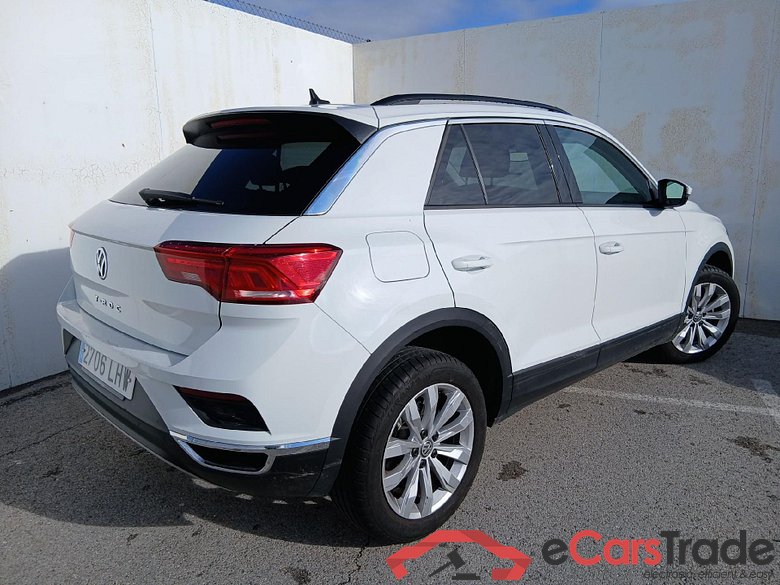 VOLKSWAGEN T-Roc / 2017 / 5P / todoterreno Advance 1.0 TSI 85kW (115CV) (CX) #2