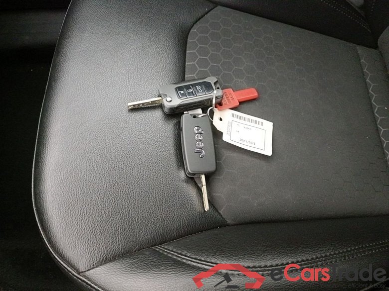 JEEP COMPASS DIESEL - 2017 1.6 MJD 120 4x2 Downtown (EU6d) 5d #3