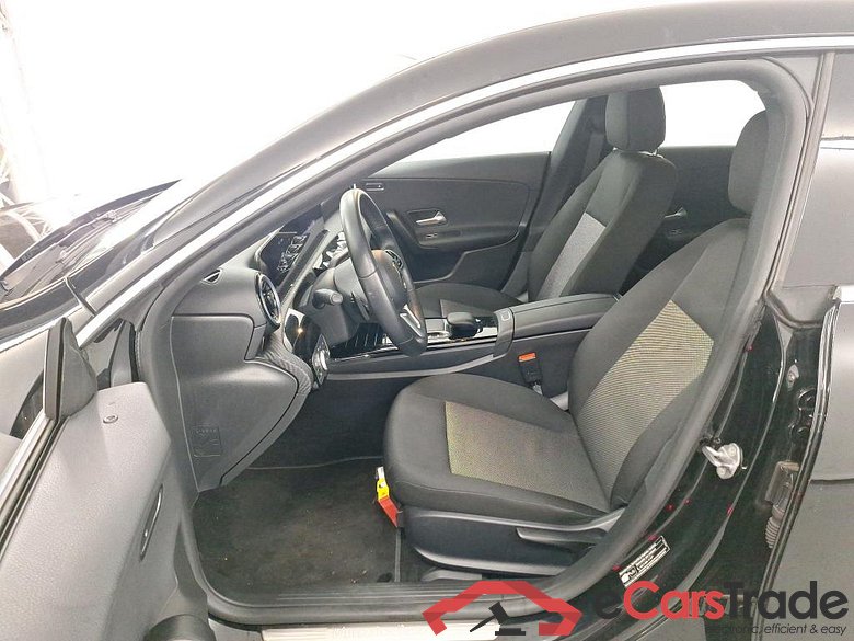 MERCEDES-BENZ CLA SHOOTING BRAKE 2.0 CLA 180 D BUSINESS LINE DCT SH BR #5