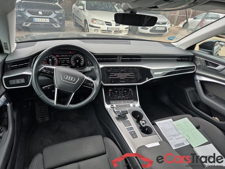 AUDI A6 / 2018 / 4P / sedán Sport 45 TFSI quattro-ultra #3