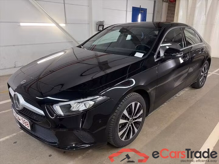 Mercedes A-Klasse Limousine A-Klasse Limousine A 250 e Business Line (PHEV) 160kW/218pk  4D/P Auto-7 #1