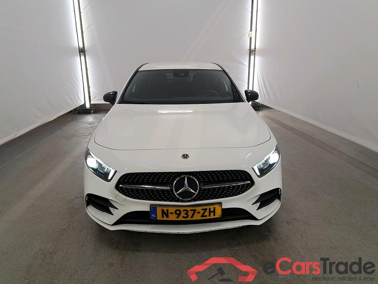 Mercedes-Benz A-Klasse A 250 e 8G-DCT Business Sol AMG Limited 5d #6