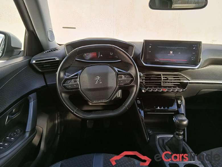 PEUGEOT 2008 / 2019 / 5P / todoterreno Allure Puretech 100 S&S BVM6 (CX) #3