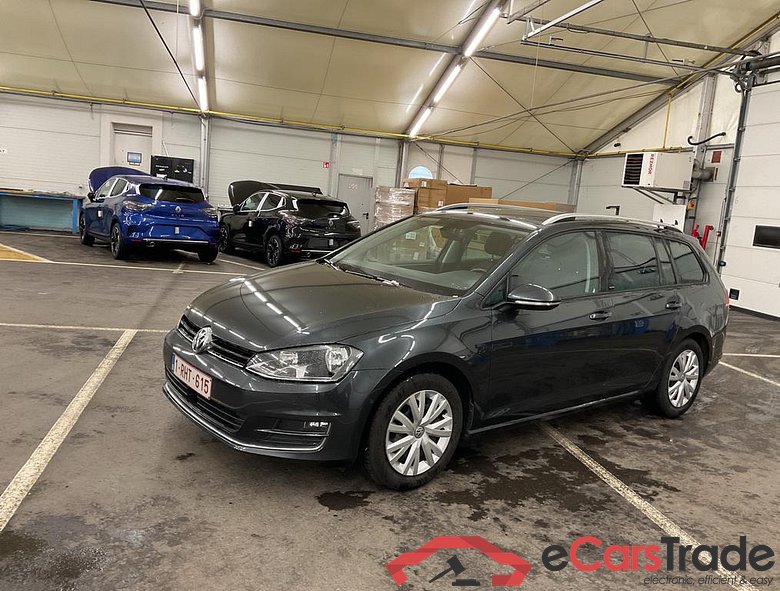 VOLKSWAGEN Golf VII SW Golf Variant  Comfortline 1.4 TSI BlueMotion Technology 92 kW (125 ch) 6 vitesses manuel #1