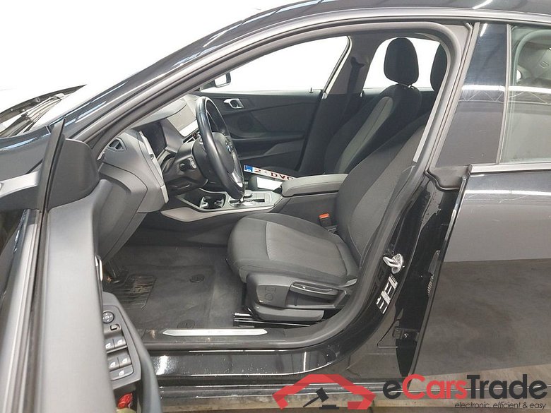 BMW 2 Reeks Gran Coupé 218iA (100kW) 4d #3