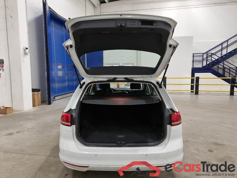 VOLKSWAGEN PASSAT / 2014 / 5P / STATION WAGON VARIANT 1.6TDI 88KW BUSINESS BMT DSG #5