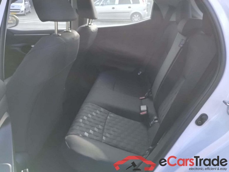 TOYOTA YARIS 1.5 Hybrid 115 Comfort #5