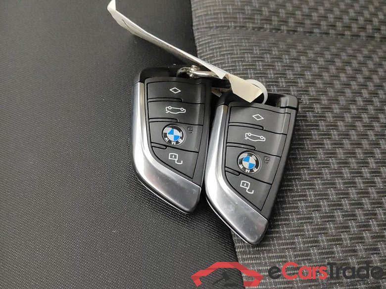 BMW 1 HATCH - 2019 116i 109hp OPF 5d #4