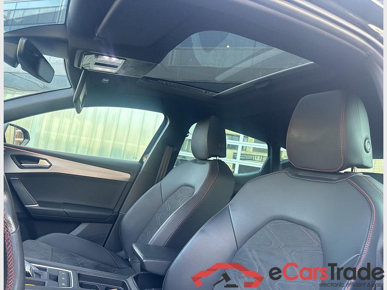 SEAT Leon Leon 5D FR Edition 1.0 eTSI 110ch (81kW) DSG 7v Mild Hybrid #4