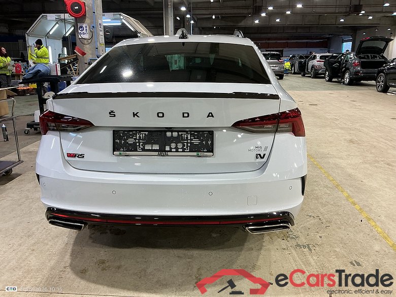 SKODA OCTAVIA 1.4 TSI PHEV 180KW DSG RS #5