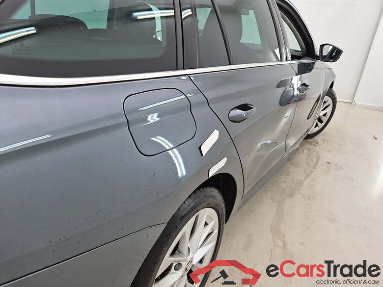 SKODA OCTAVIA COMBI 1.0 TSI ETEC AMBITION DSG #4