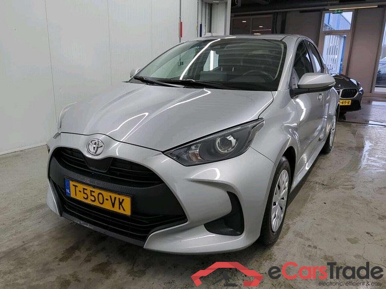 TOYOTA Yaris 1.5 VVT-i Active