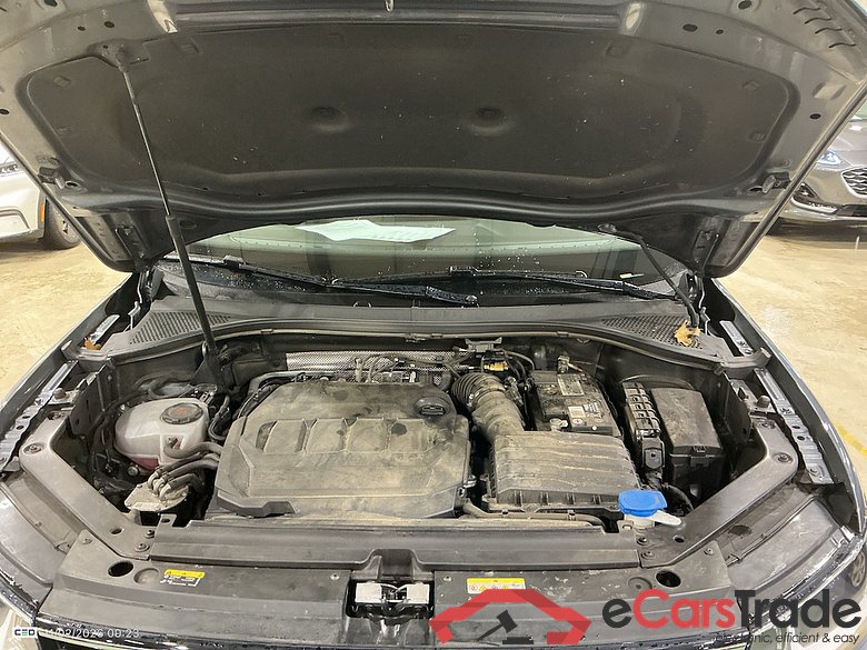 VOLKSWAGEN TIGUAN ALLSPACE 2.0 TDI IQ.DRIVE DSG #6