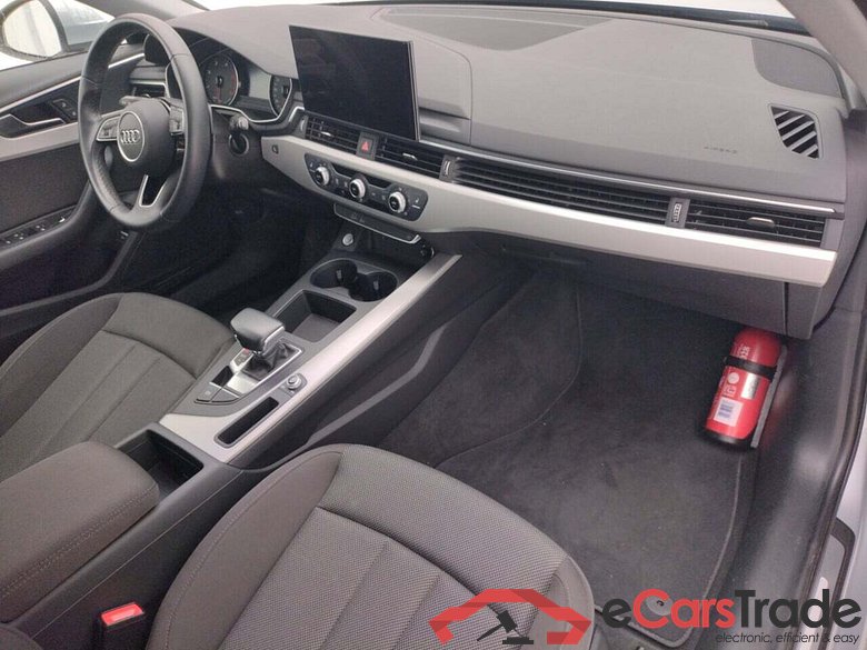 AUDI A4 AVANT 30 TDI ATTRACTION S-TRONIC #3