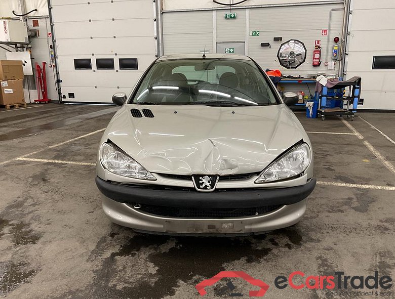 PEUGEOT 206 Phase 2 1.1i X-Design #3