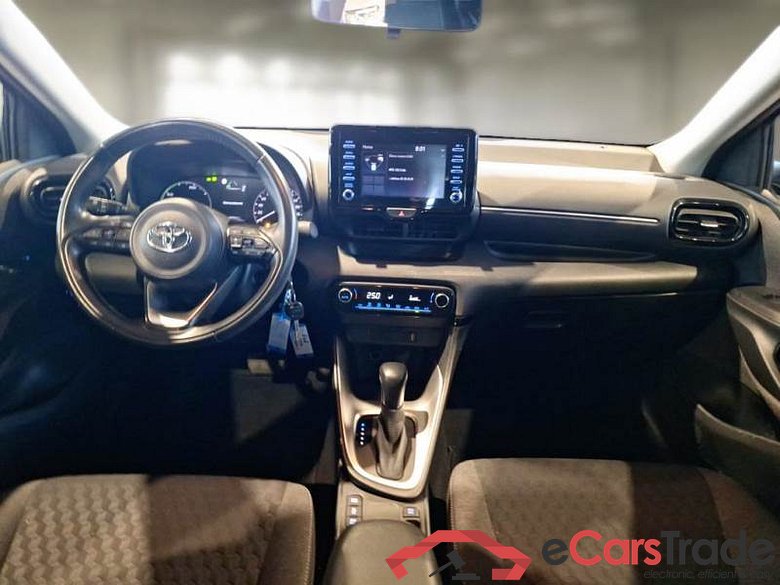 TOYOTA YARIS / 2020 / 5P / BERLINA HYBRID BUSINESS MY20 #3