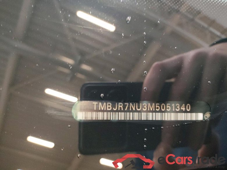 SKODA Karoq 110 kW #3