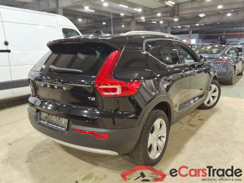 Volvo XC40 1.5 T2 Aut. LED Virtual Navi KeylessGo Klima PDC ... #3