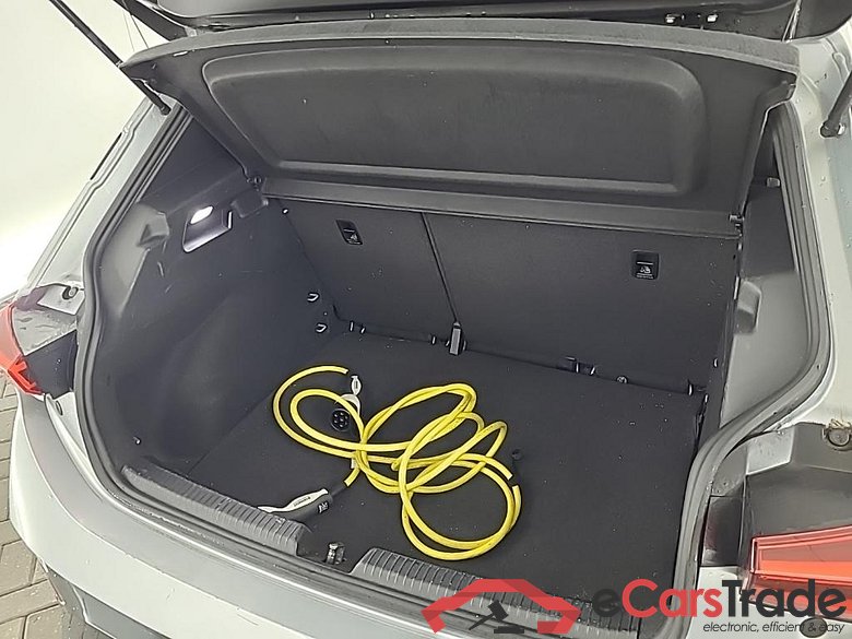 CUPRA Born 58kWh 150kW Essent.+Winterpack KPMG Edition 5D #5