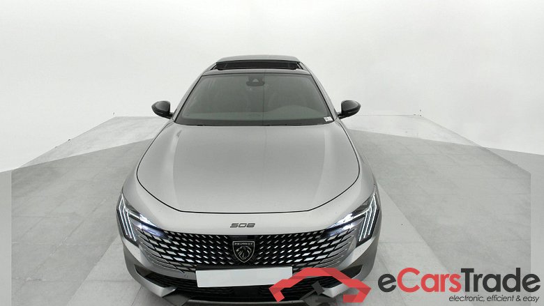 Peugeot 508 Hybrid 225 e-EAT8 Allure #2