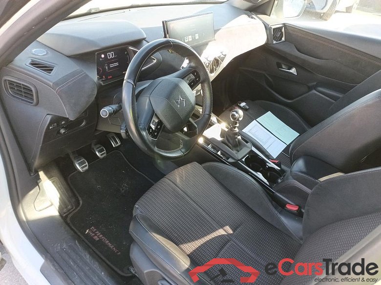 DS DS 3 Crossback / 2018 / 5P / todoterreno PureTech 73 kW Manual PERFORMANCE LINE (AC) #3