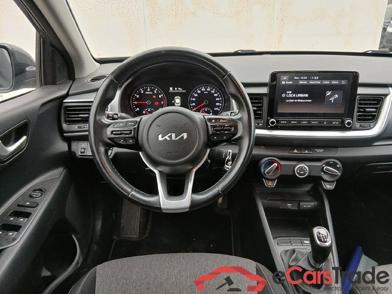 KIA Stonic / 2017 / 5P / todoterreno 1.0 T-GDi 74kW (100CV) MHEV iMT Concept #3