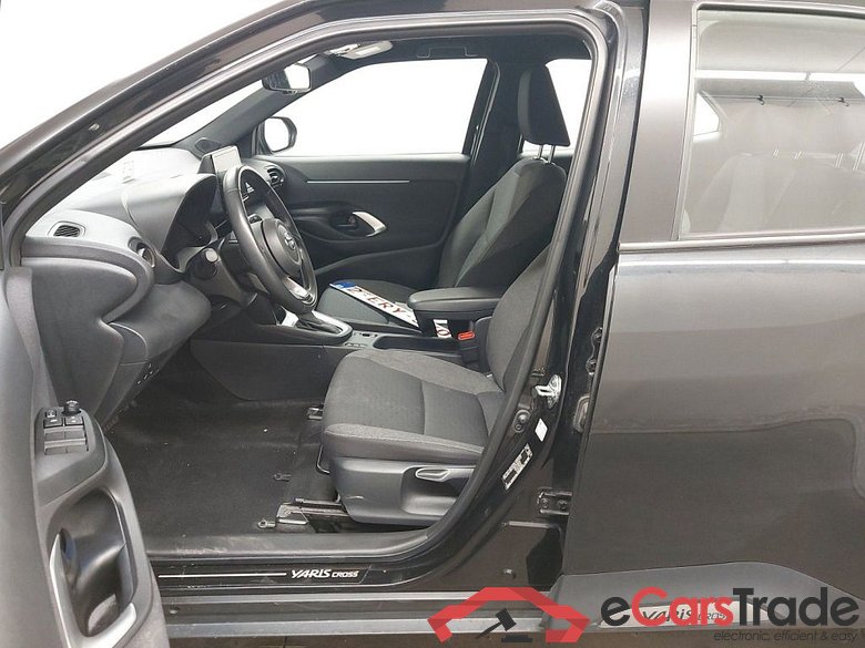 Toyota Yaris Cross 1.5 VVT-ie Hybrid Dynamic Plus CVT 5d #3