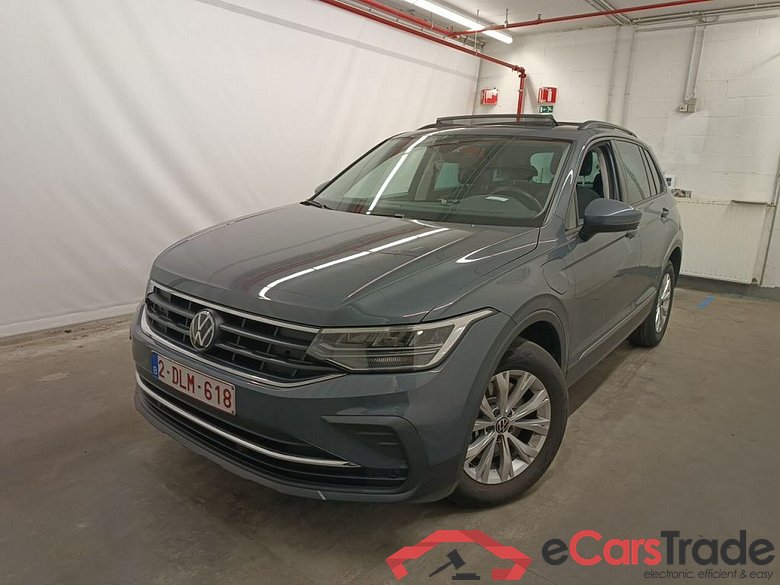 Volkswagen Tiguan 1.4 eHybrid DSG Life 5d #1