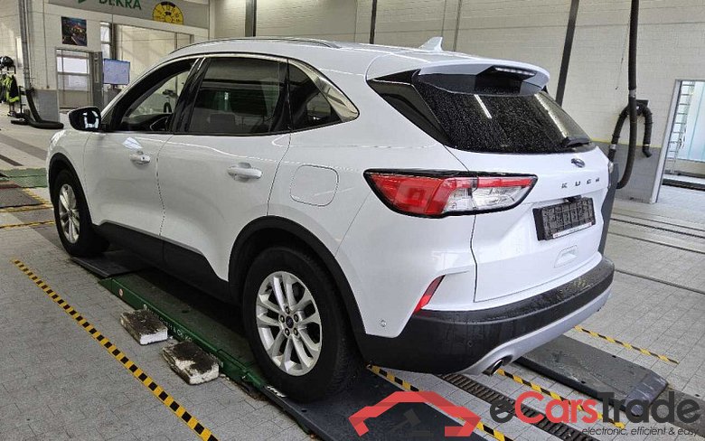 Ford Kuga (2020->) DE - SUV5 1.5 EcoBlue EU6d-T, Titanium Start/Stopp (EURO 6d-TEMP), 2020 - 2020 #4
