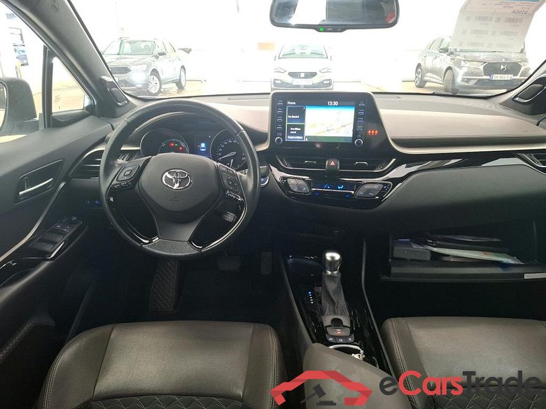 TOYOTA C-HR / 2016 / 5P / SUV 1.8 HYBRIDE 122 DISTINCTIVE #5