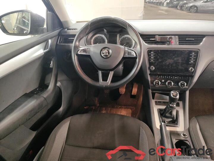 Skoda Octavia Combi Octavia Combi 1.6 CRTDI GreenTec Ambition 85kW/115pk  5D/P Man-5 #5