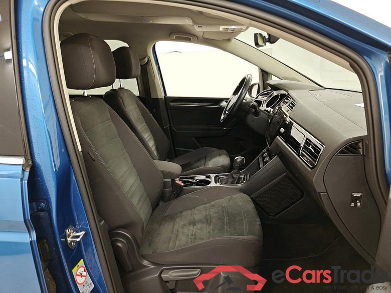 Volkswagen Touran 1.5 TSI DSG 110kW Highline Busines R 7 Persoons #2