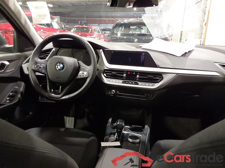 BMW 1 HATCH DIESEL - 2019 116 dA AdBlue #6