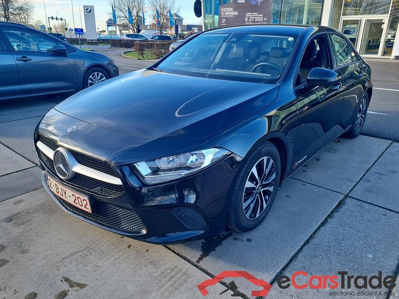 MERCEDES-BENZ A-CLASS LIMOUSINE 2.0 A 180 D BUSINESS SOLUTION ESSENTIAL