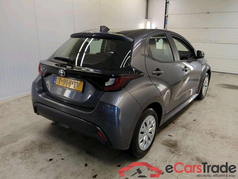 TOYOTA Yaris 1.5 VVT-i Active #2