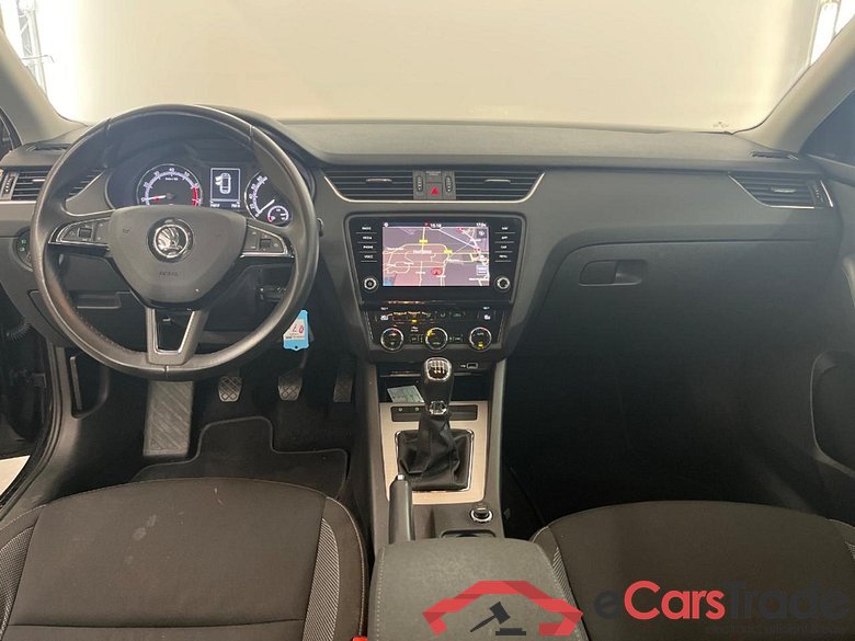 SKODA OCTAVIA COMBI 1.0 TSI Greentech Business Edition #6