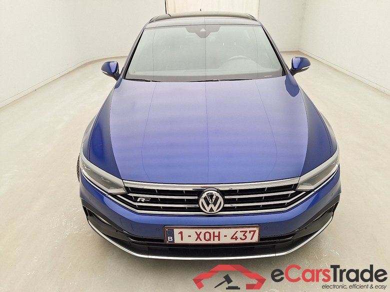 VW, Passat FL'19, Volkswagen Passat 1.6 TDI SCR DSG7 Elegance Busine