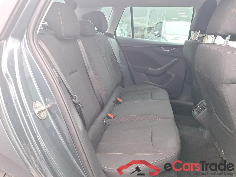 SKODA KAMIQ 1.0 TSI Ambition #6