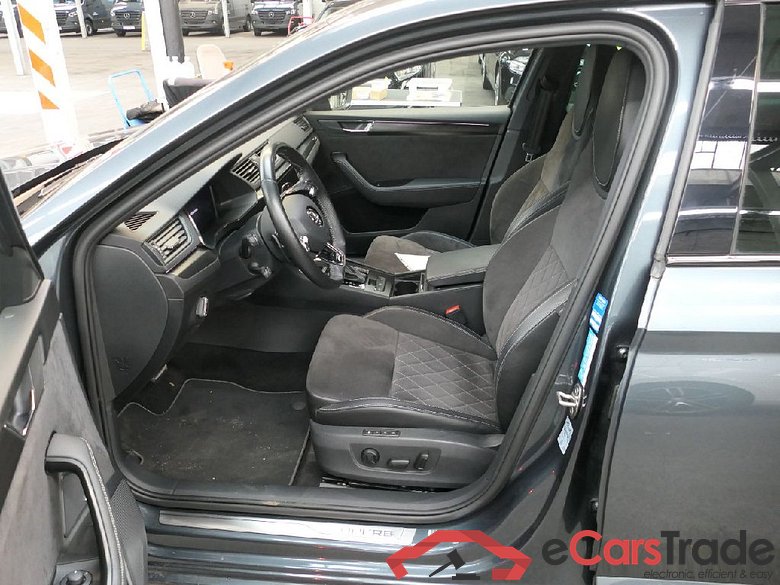 Superb Combi SportLine 4x4 2.0 TDI 147KW AT7 E6d #4