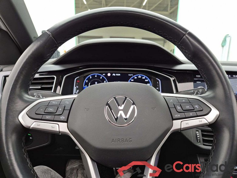 VOLKSWAGEN TAIGO 1.5 TSI R-LINE DSG #6